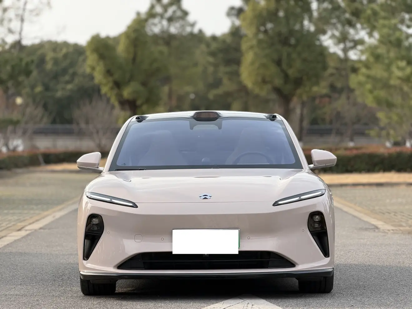 NIO ET5  из Китая