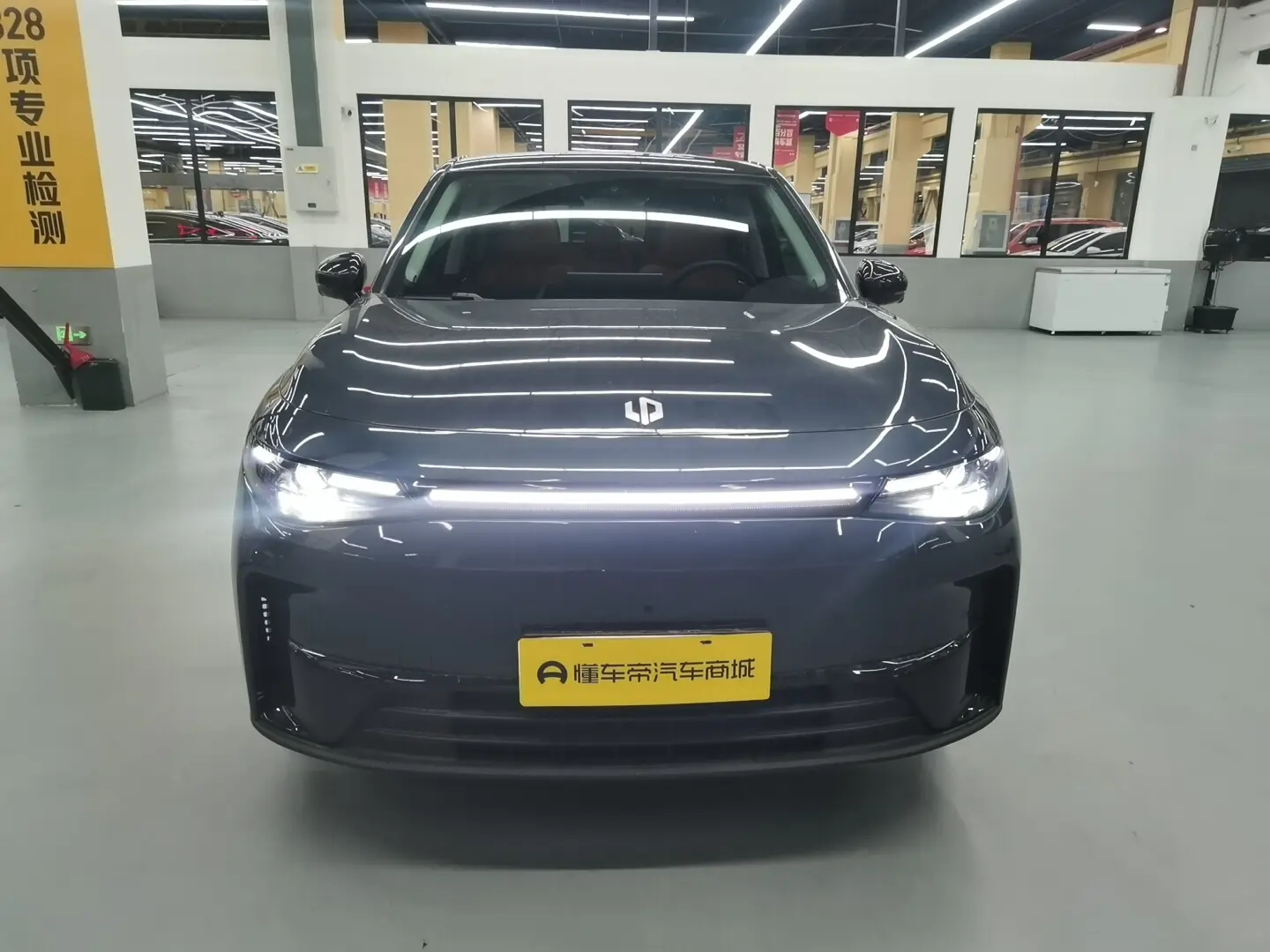 Leapmotor Zero running C10  из Китая