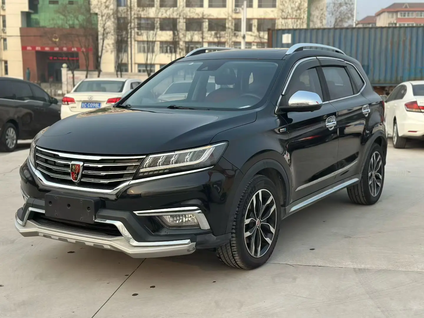 Roewe RX5  из Китая