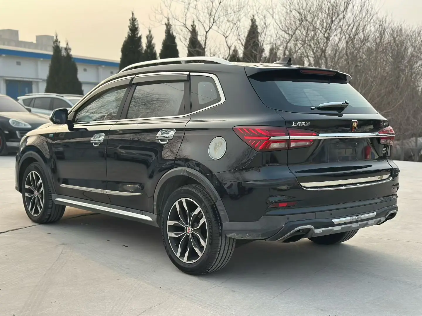 Roewe RX5  из Китая