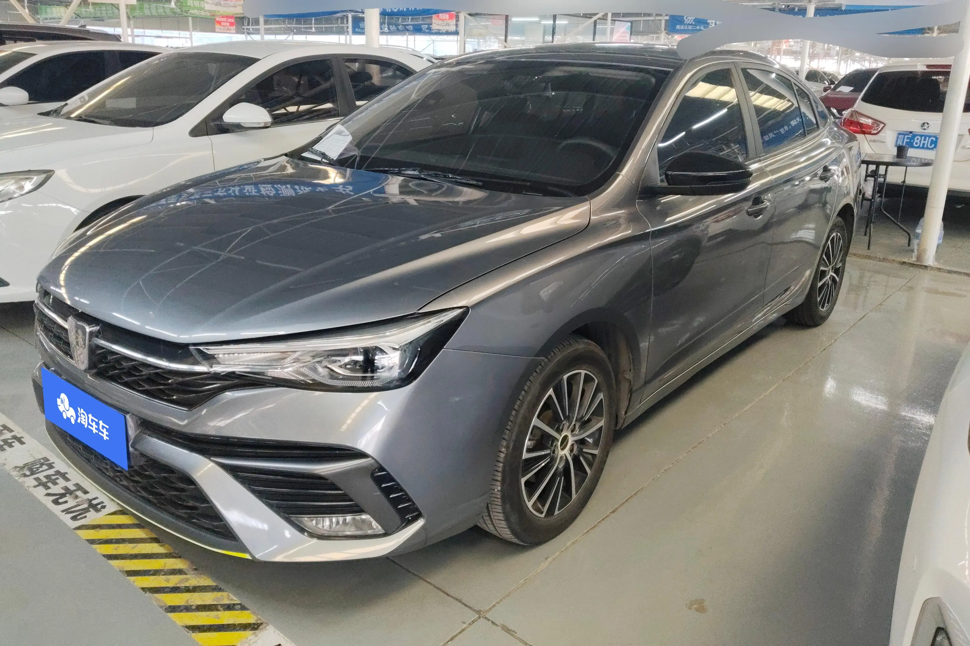 Roewe i5  из Китая