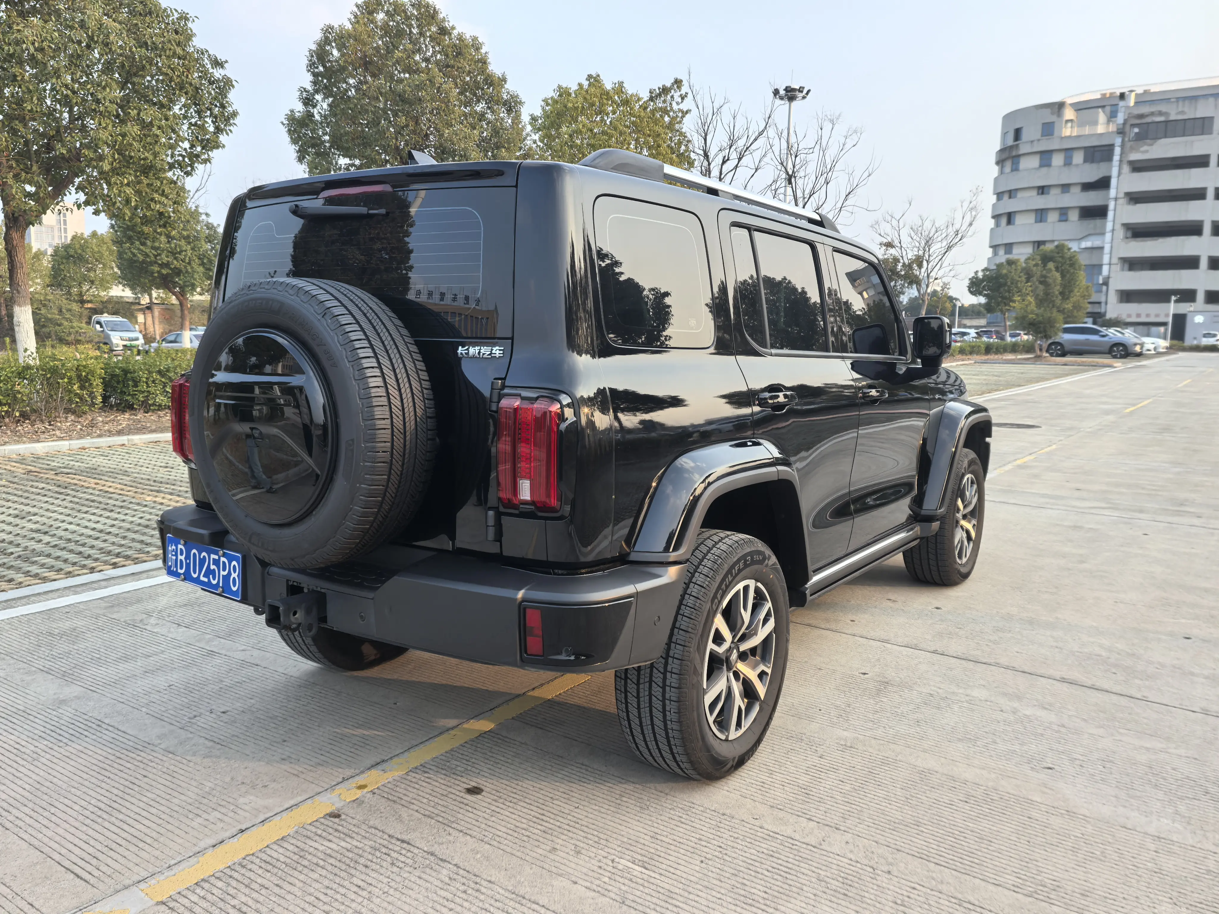 Tank 300  из Китая