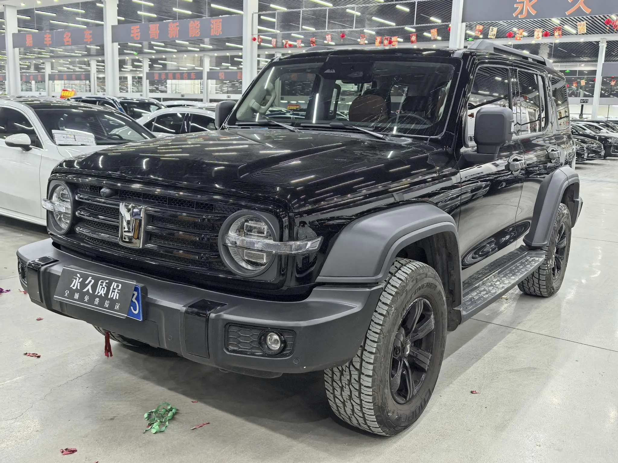 Tank 300  из Китая