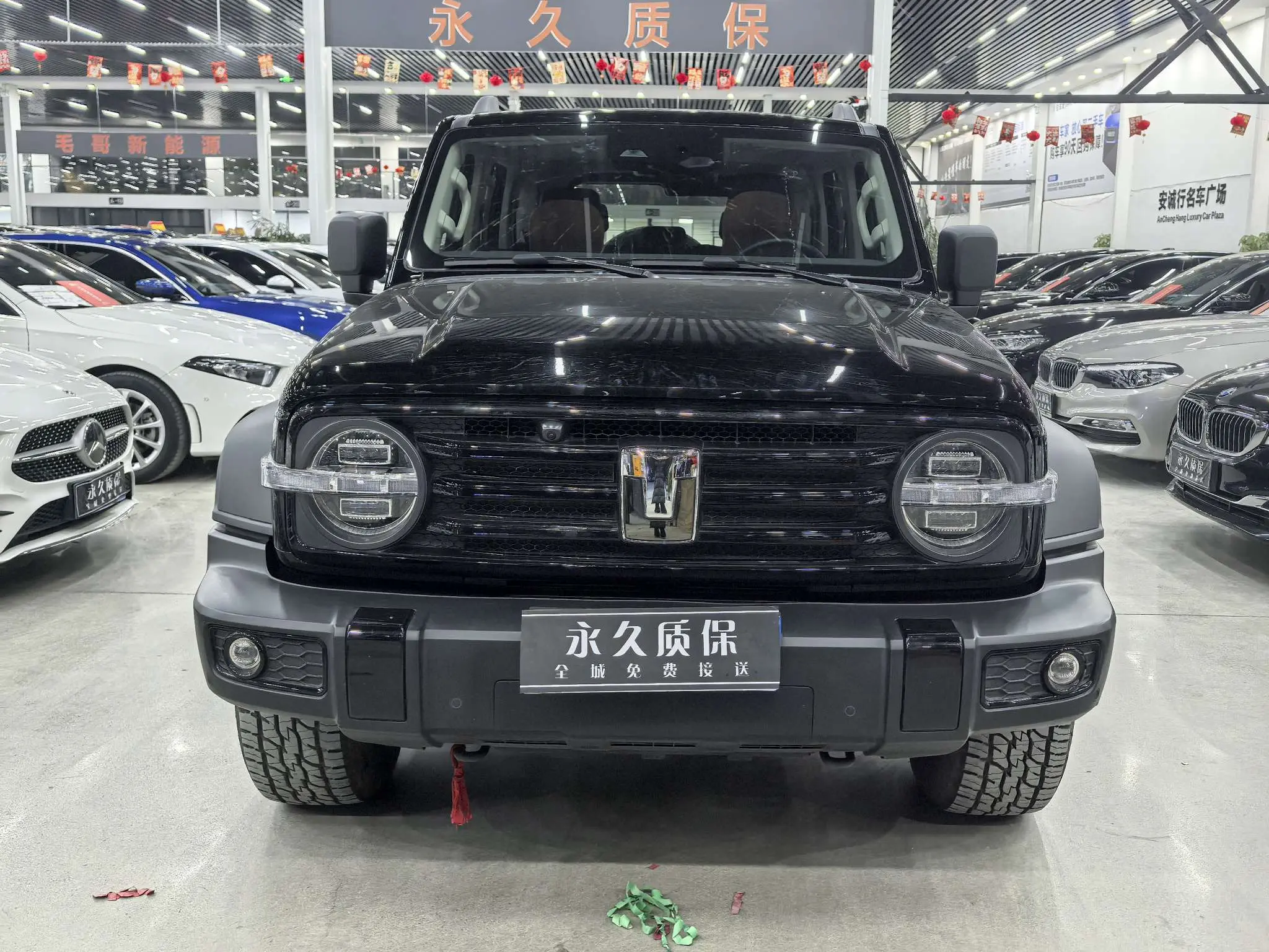 Tank 300  из Китая