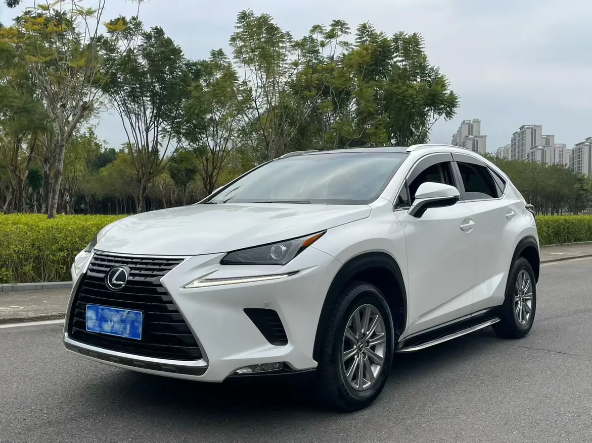 Lexus NX  из Китая