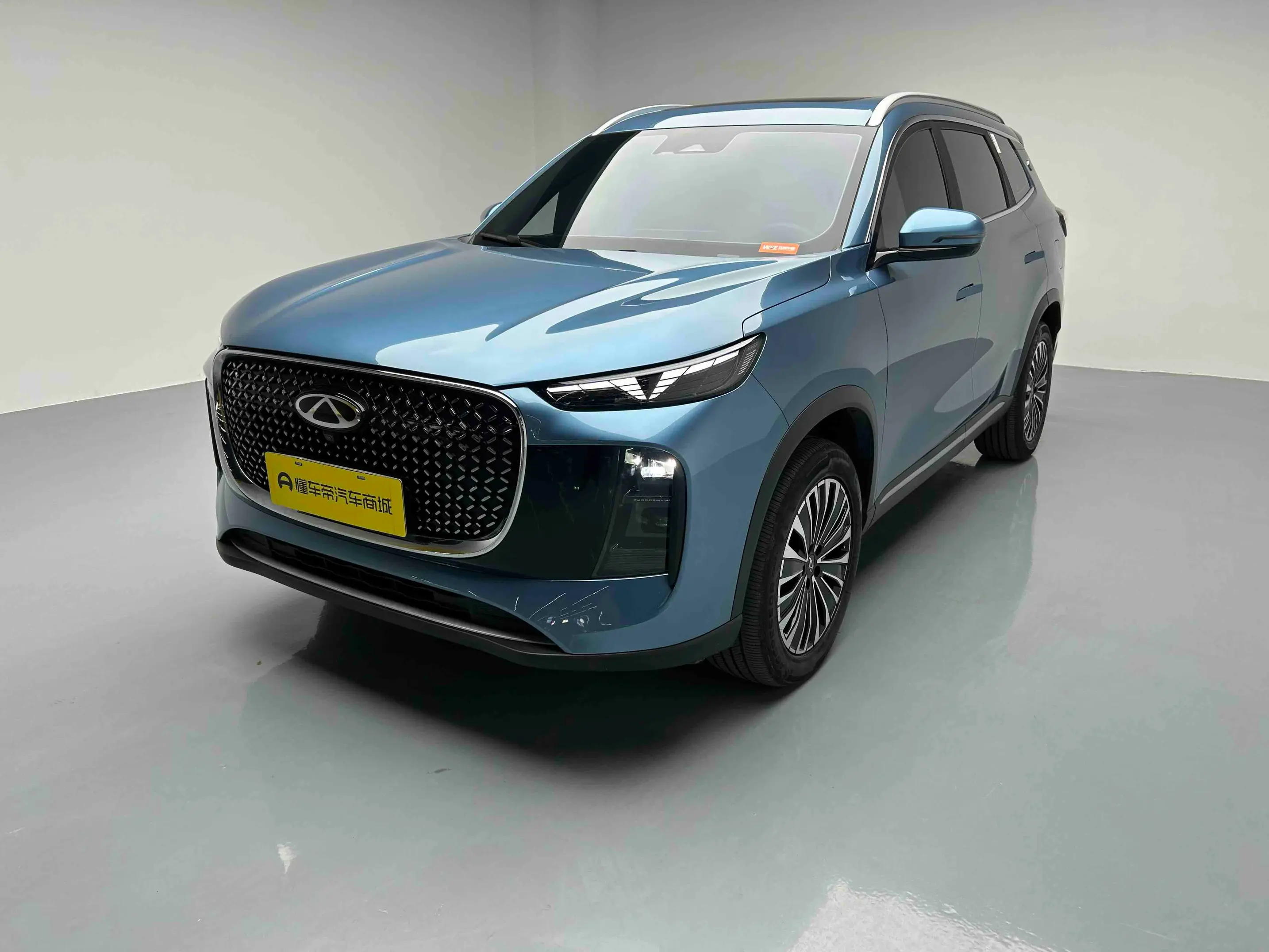 Chery Tiggo 8 PLUS C-DM  из Китая