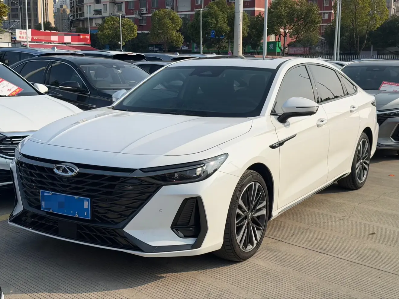 Chery Arrizo 8  из Китая