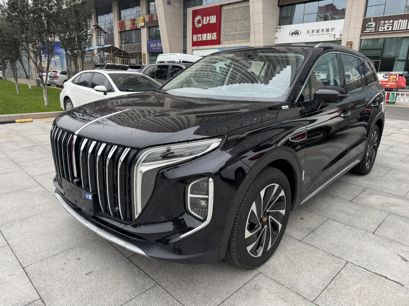 Hongqi HS7 PHEV  из Китая