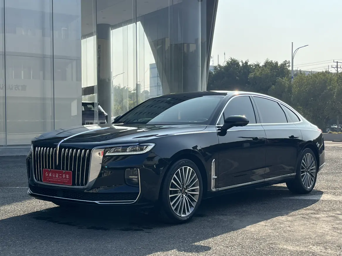 Hongqi H9  из Китая