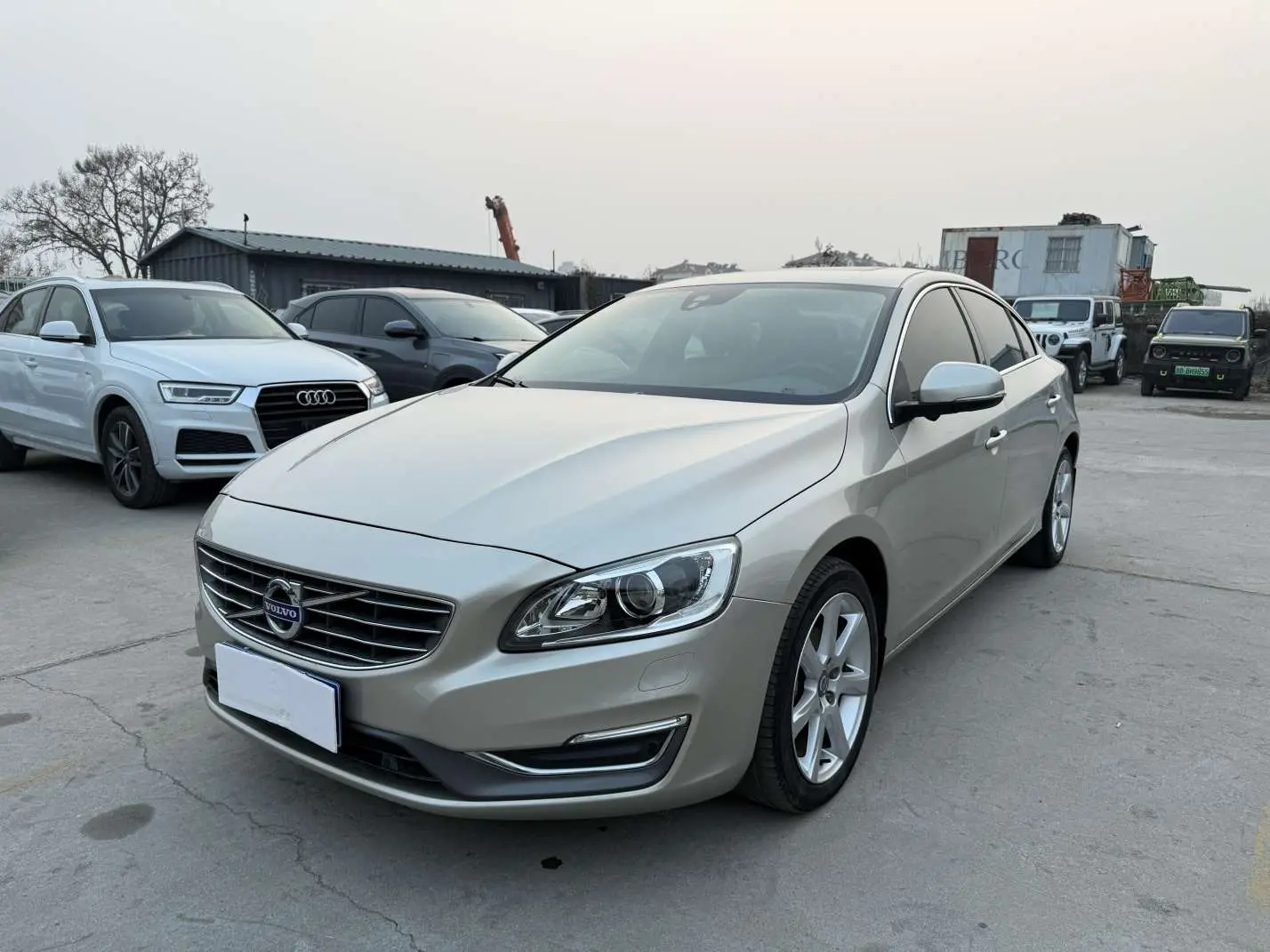 Volvo S60  из Китая