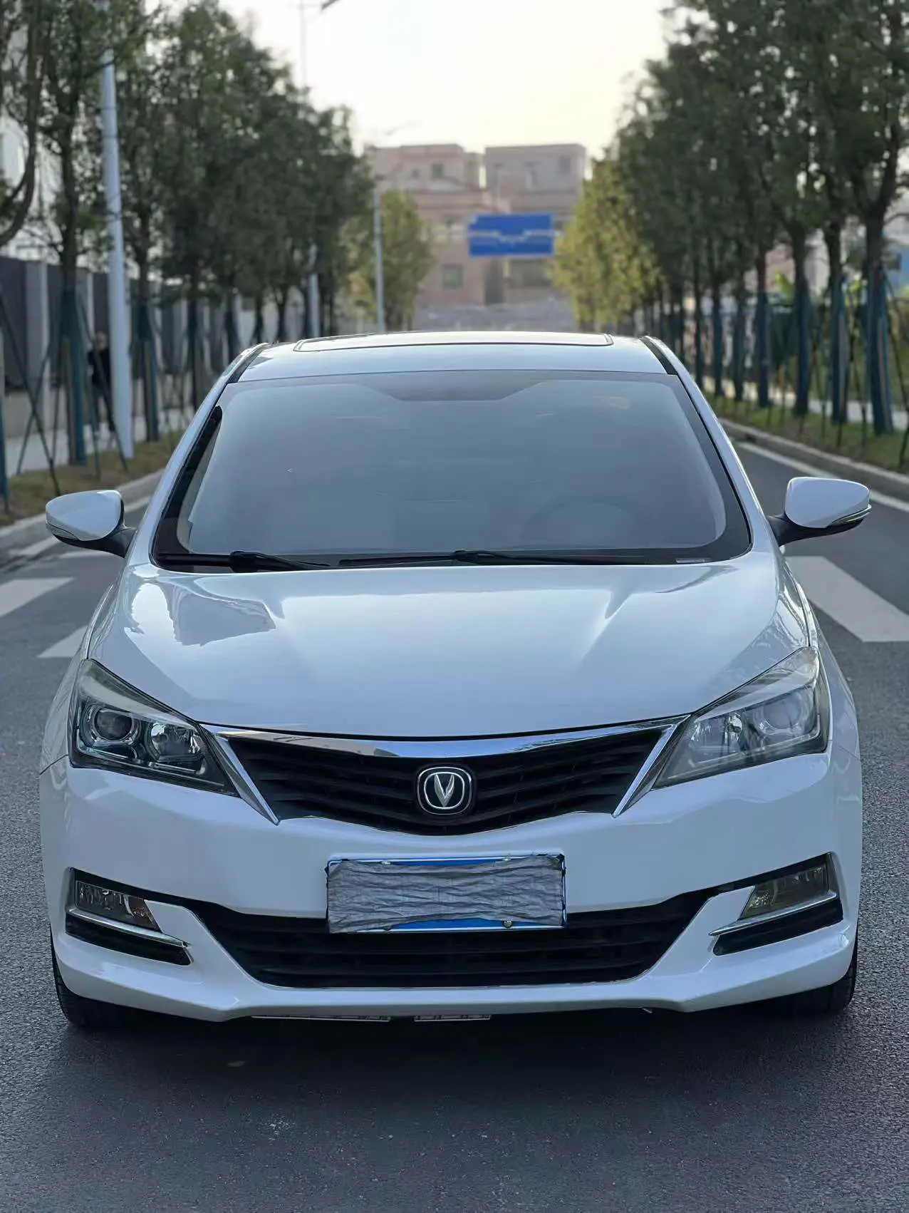 Changan Yuexiang V7  из Китая