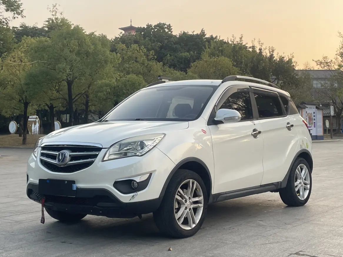 Changan CS35  из Китая