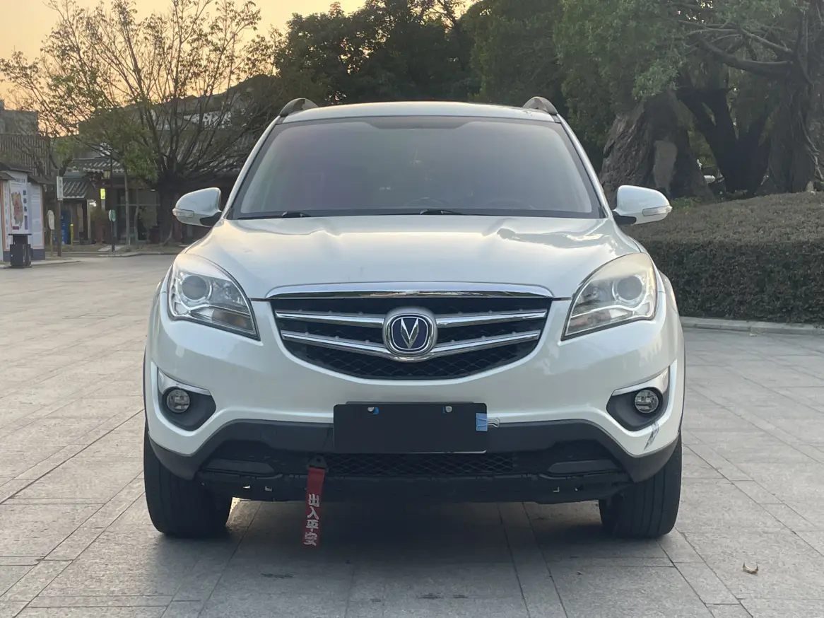 Changan CS35  из Китая