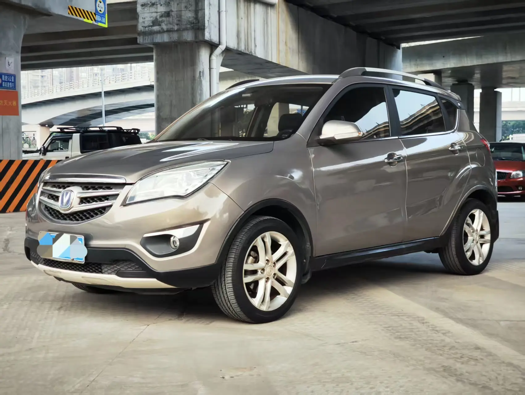 Changan CS35  из Китая