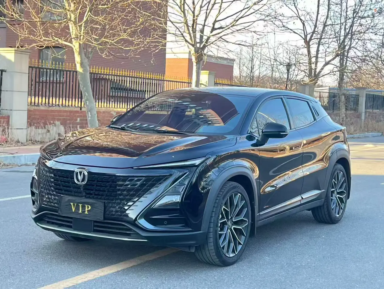 Changan UNI-T  из Китая