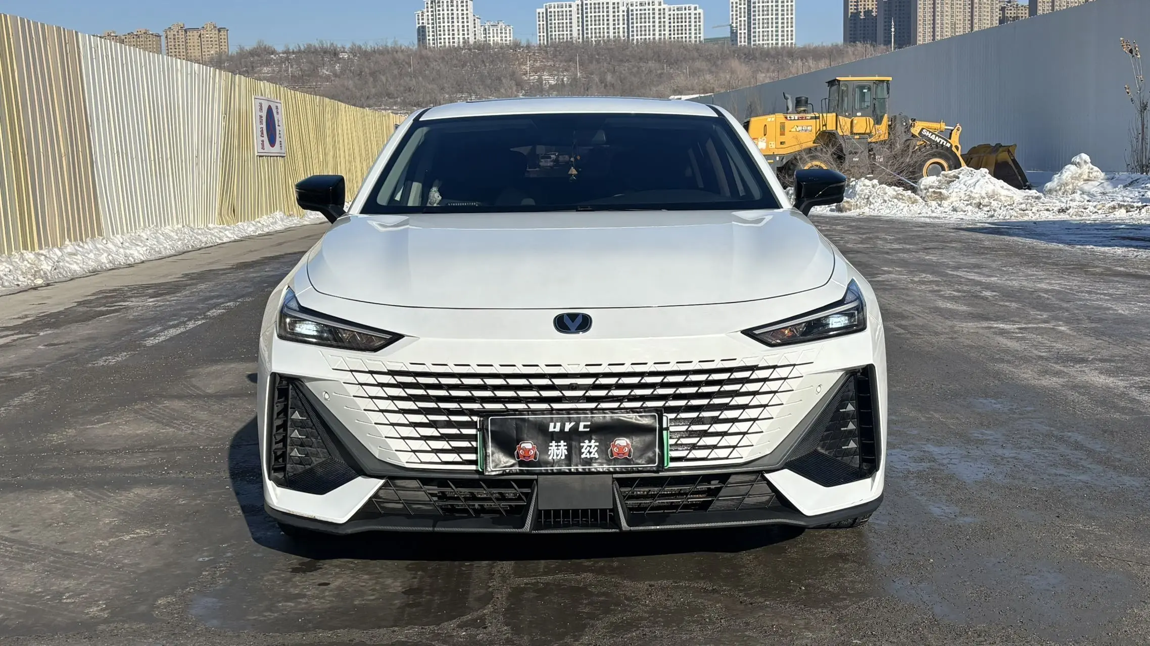 Changan UNI-V  из Китая