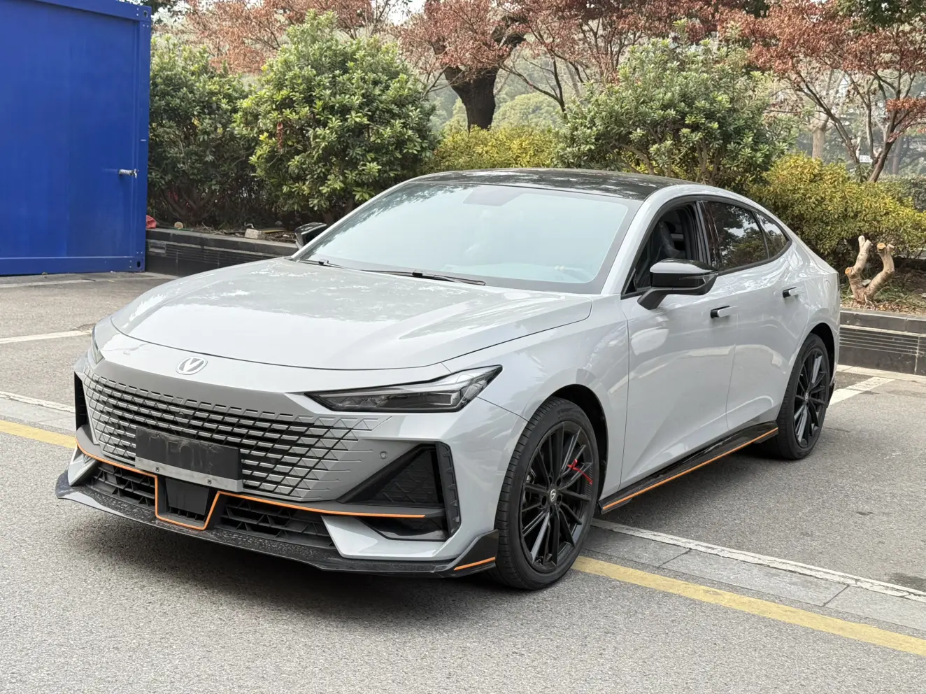 Changan UNI-V  из Китая