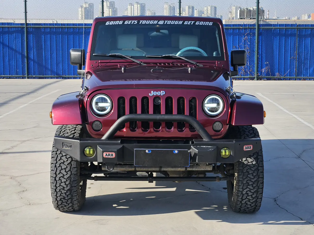 Jeep Wrangler  из Китая