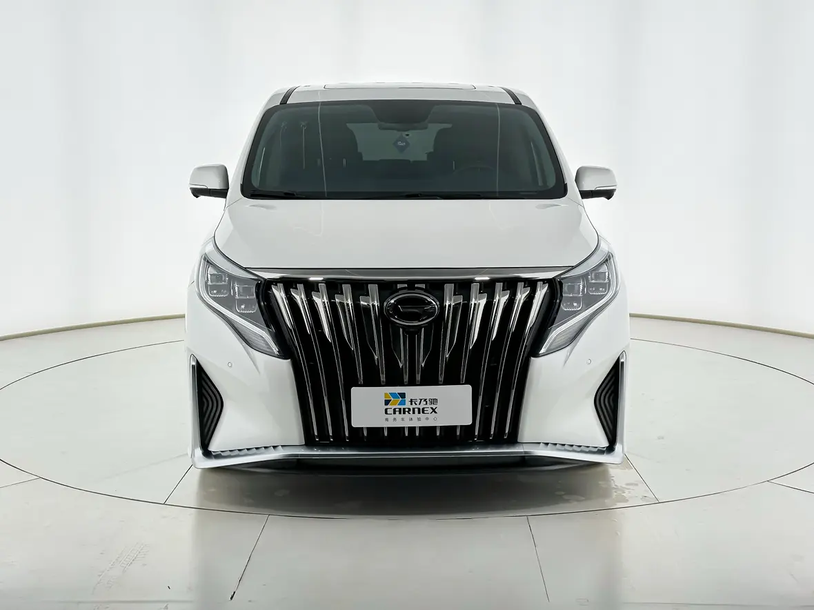 GAC Trumpchi M8  из Китая