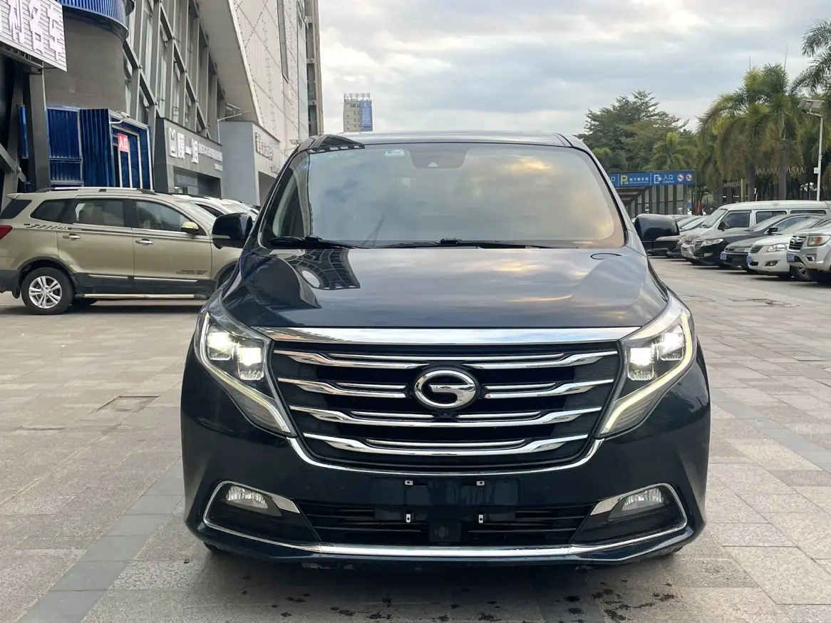 GAC Trumpchi M8  из Китая