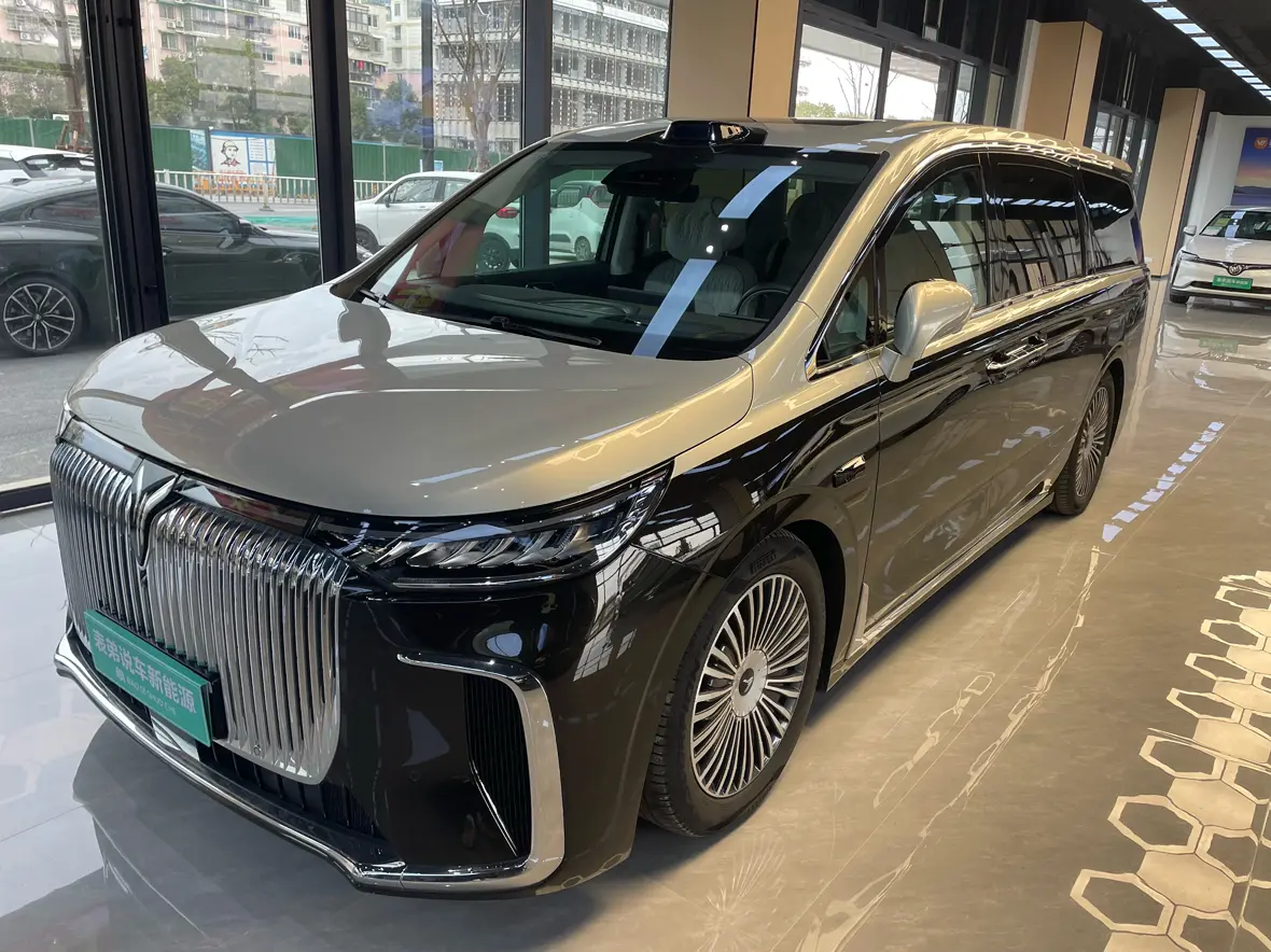 Voyah Lantu Dreamer PHEV  из Китая