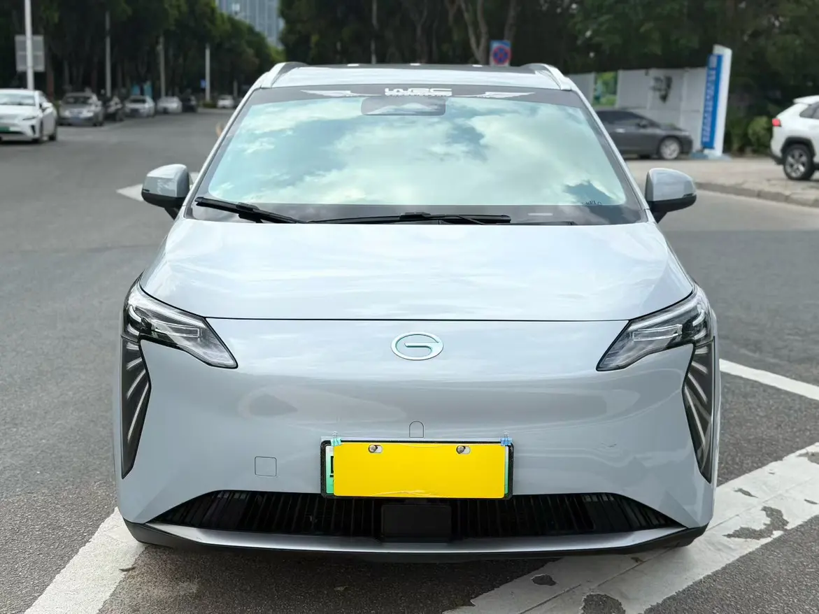 AION Y  из Китая