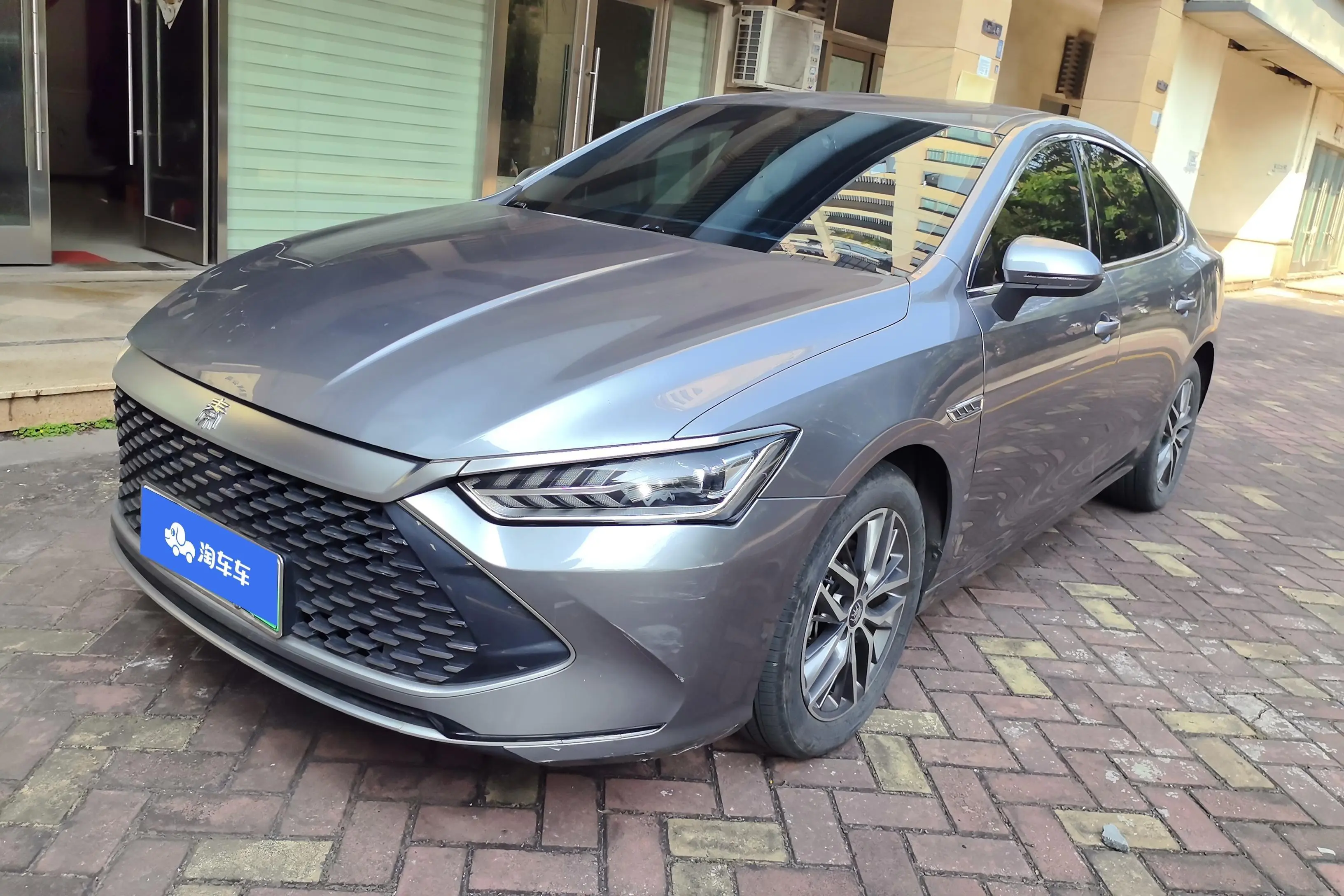 BYD Qin PLUS DM  из Китая