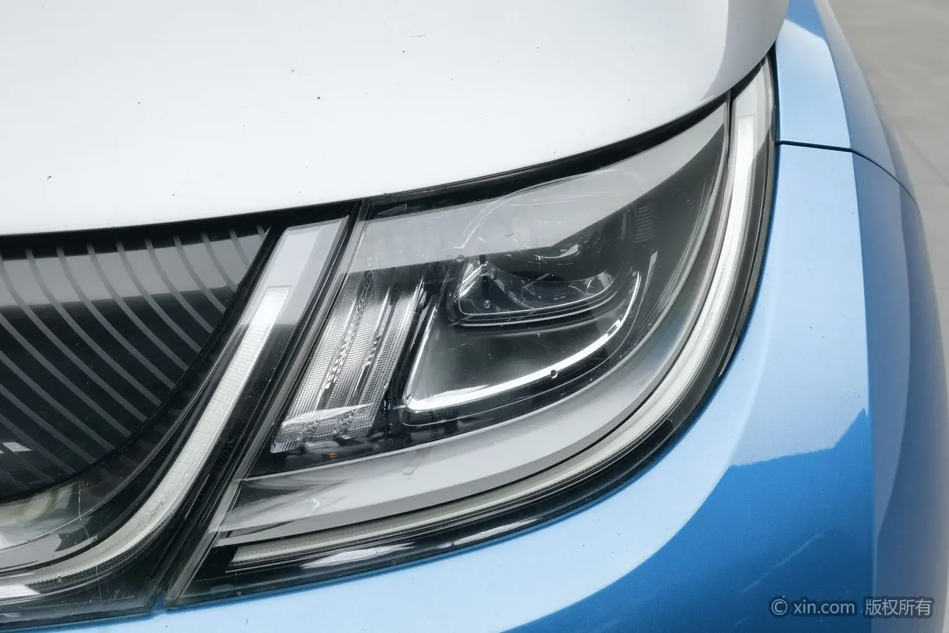 BYD Dolphin  из Китая