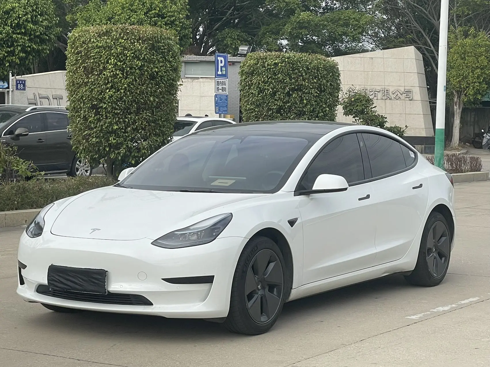 Tesla Model 3  из Китая