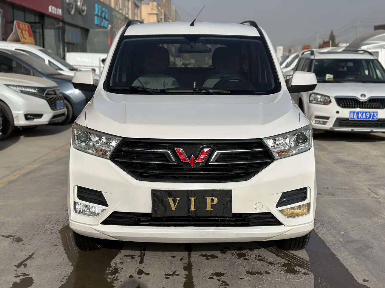 Wuling Hongguang  из Китая