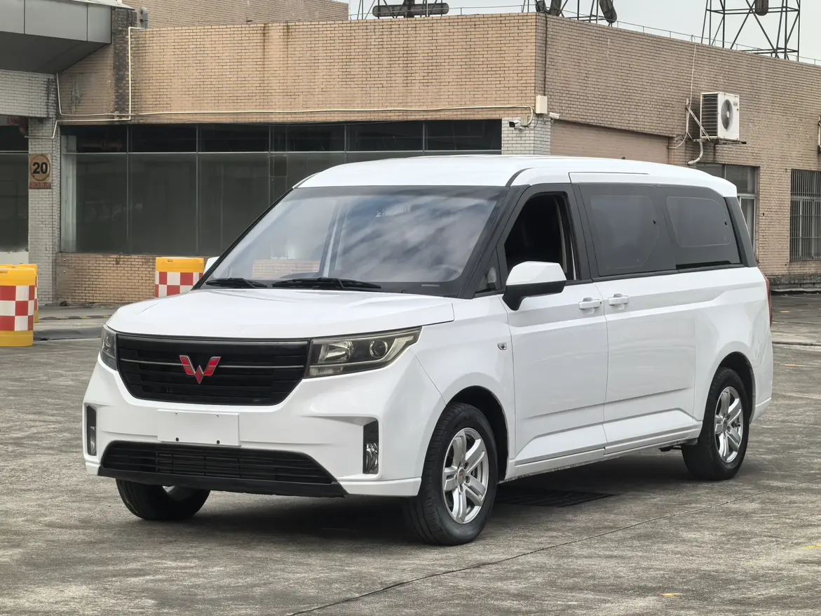 Wuling journey  из Китая