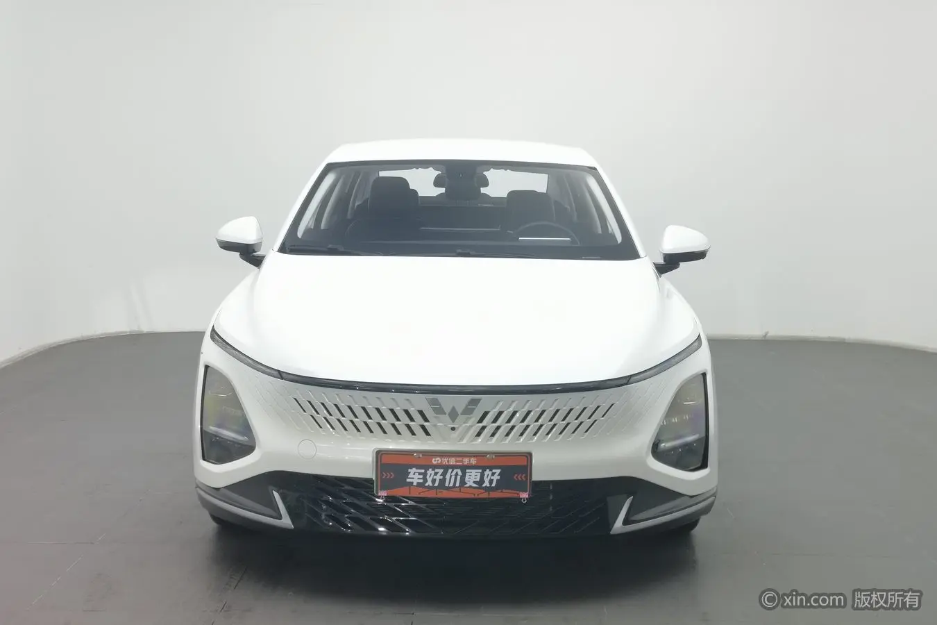 Wuling Starlight PHEV  из Китая