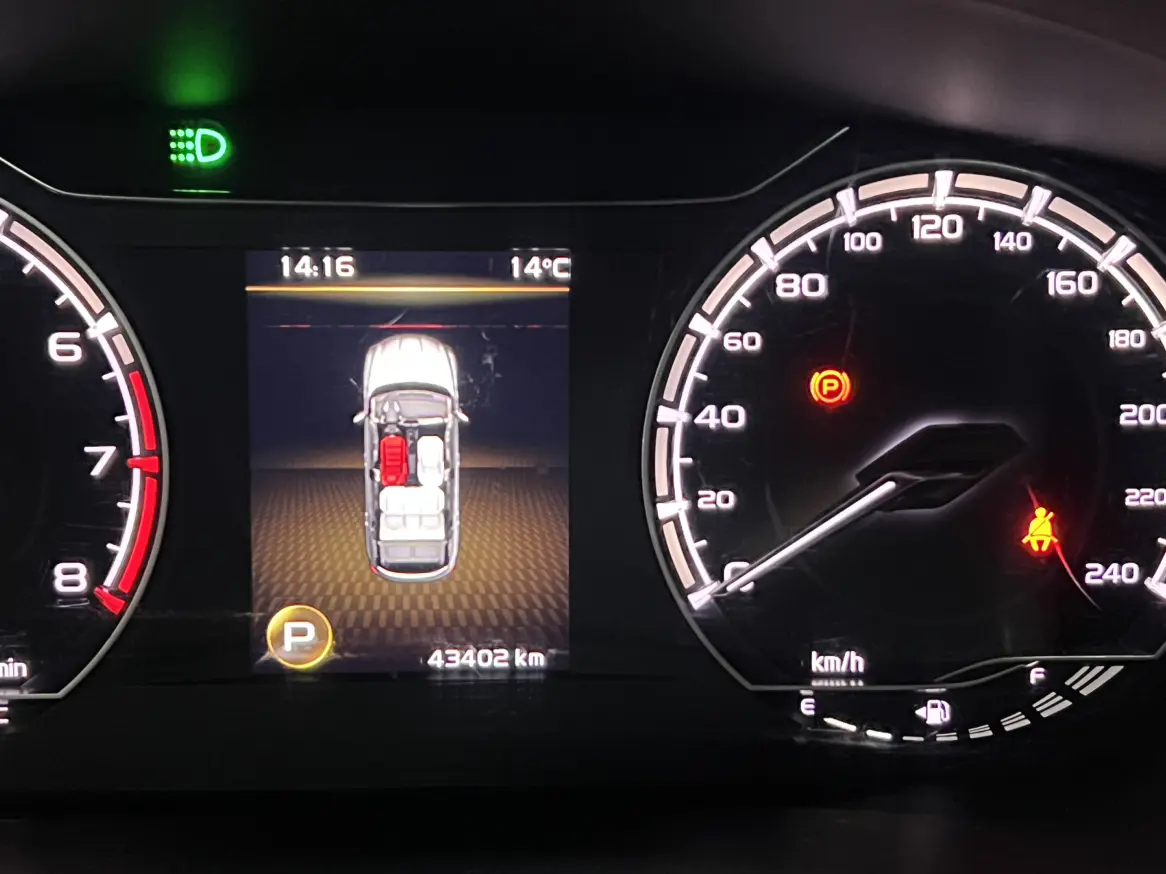 Geely Coolray SX11 (Binyue)  из Китая