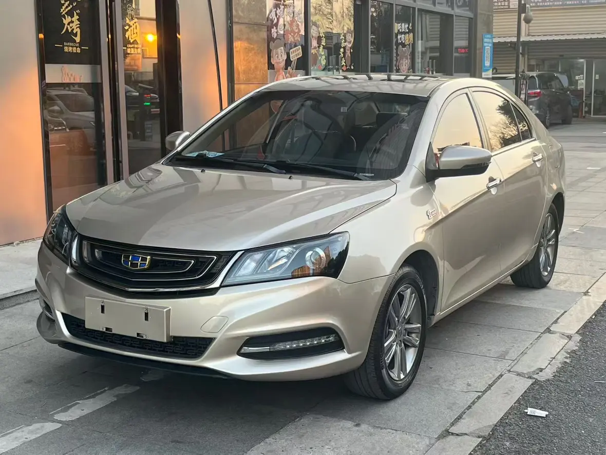 Geely Emgrand  из Китая