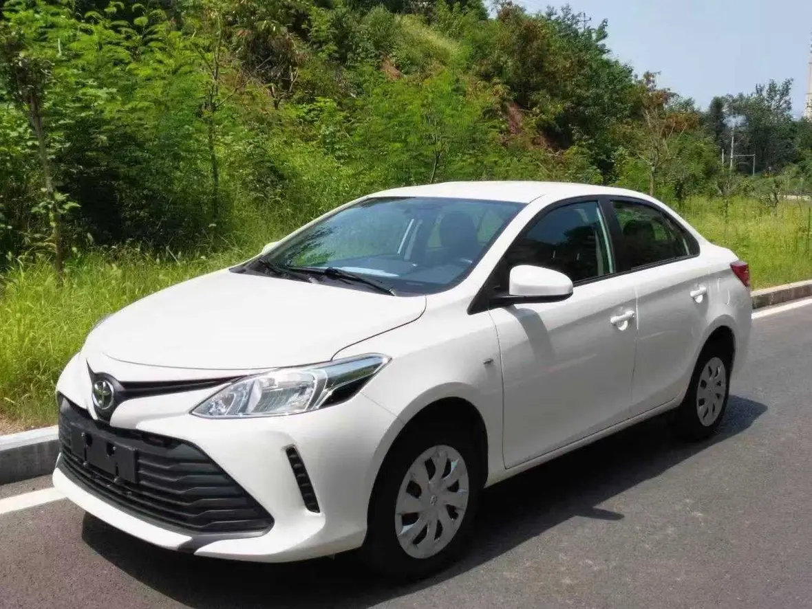 Toyota Vios  из Китая