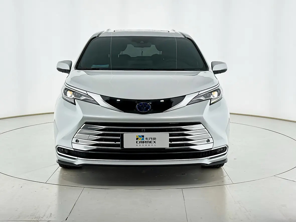 Toyota Sienna  из Китая