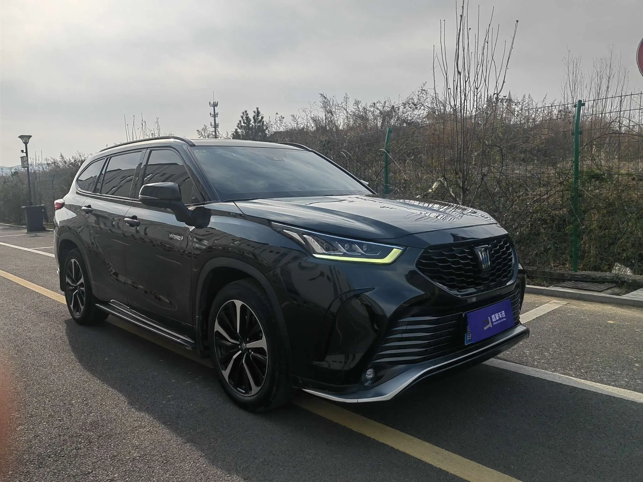 Toyota Crown Kluger  из Китая