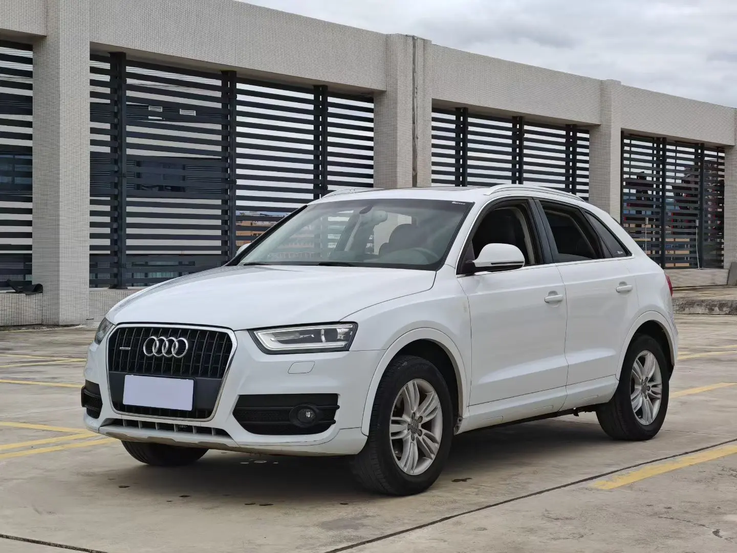 Audi Q3  из Китая
