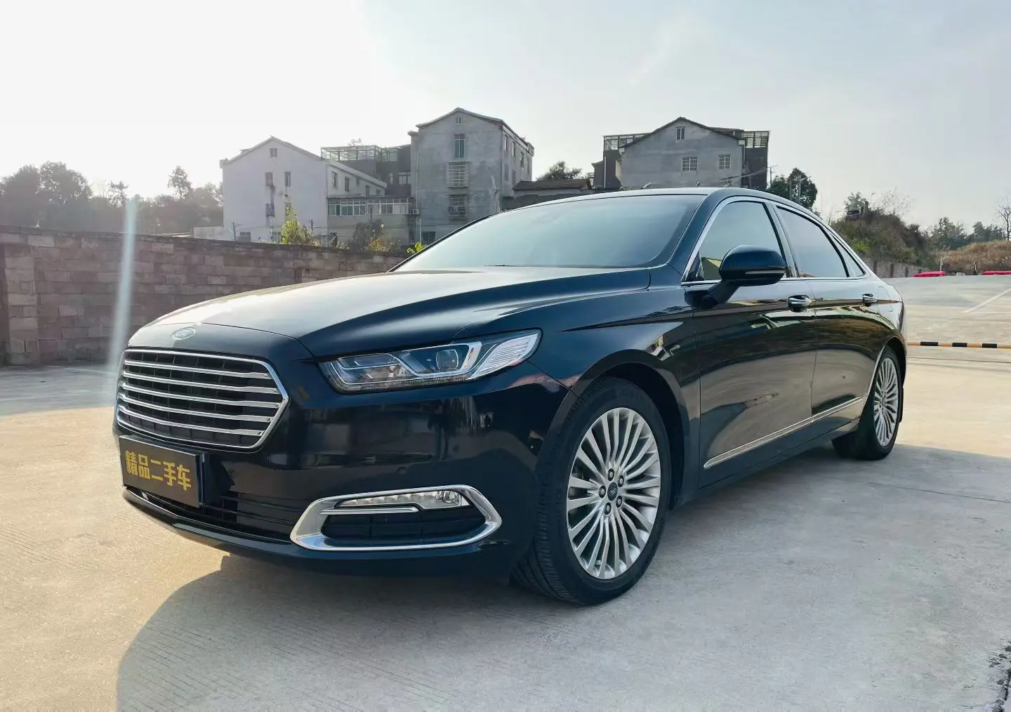 Ford Taurus  из Китая