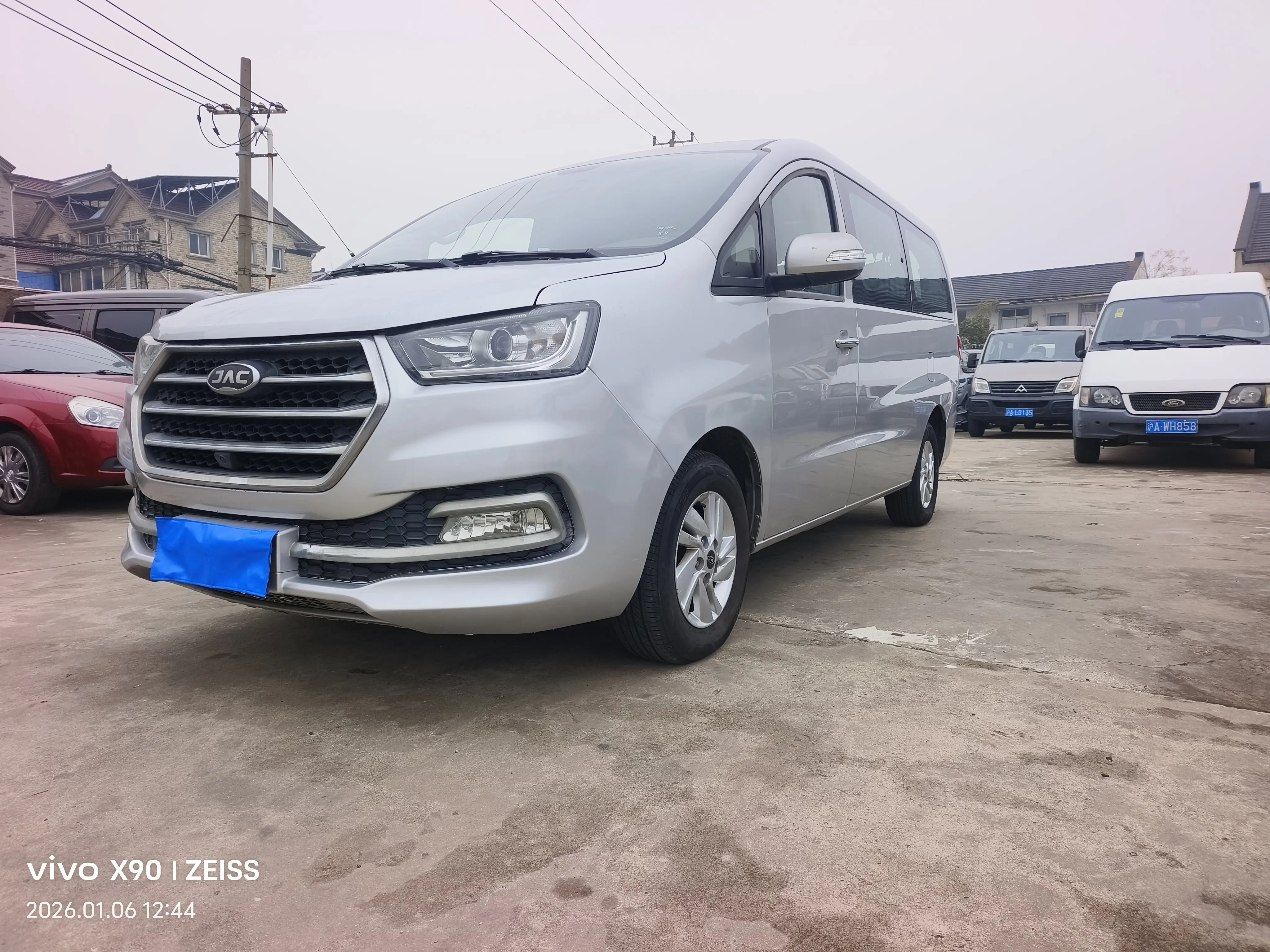 JAC Ruifeng M4  из Китая