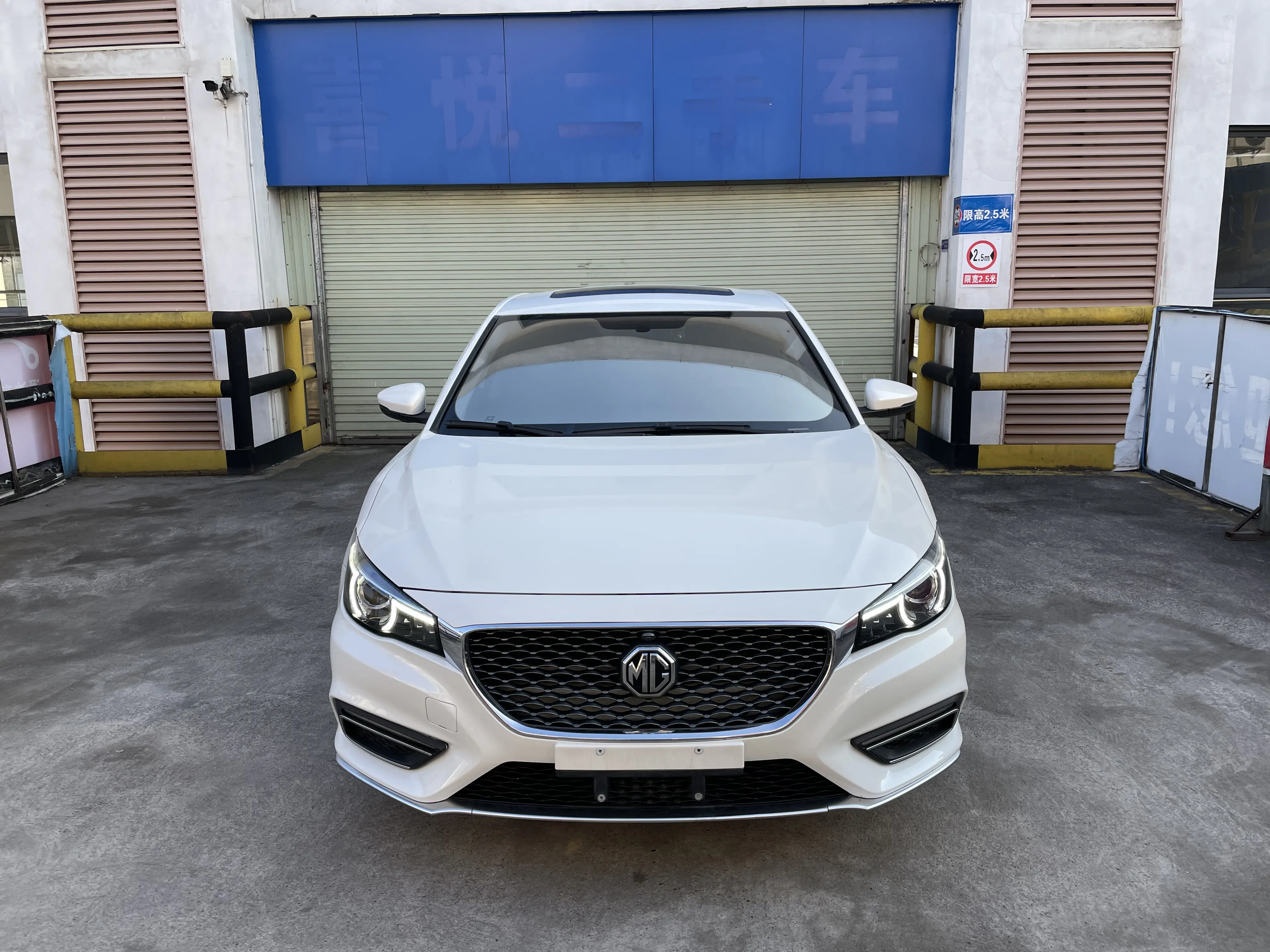 MG 6  из Китая