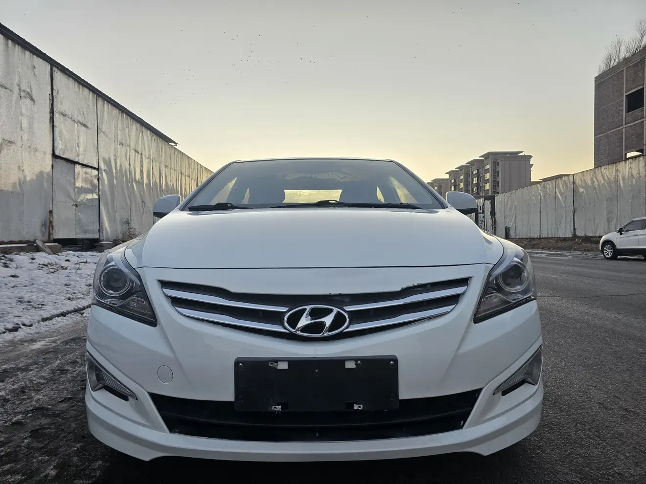 Hyundai Verna (Rena)  из Китая