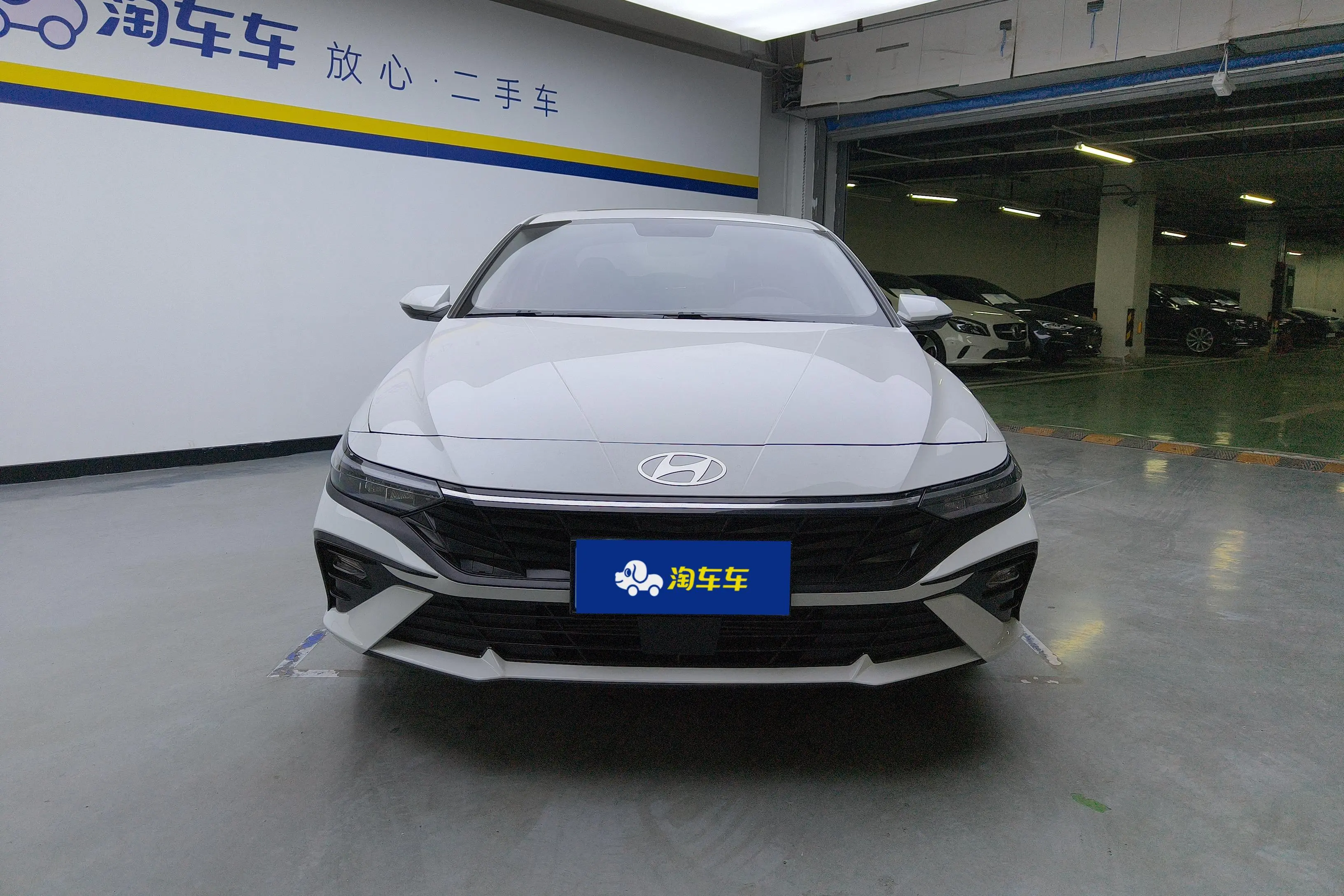 Hyundai Elantra  из Китая