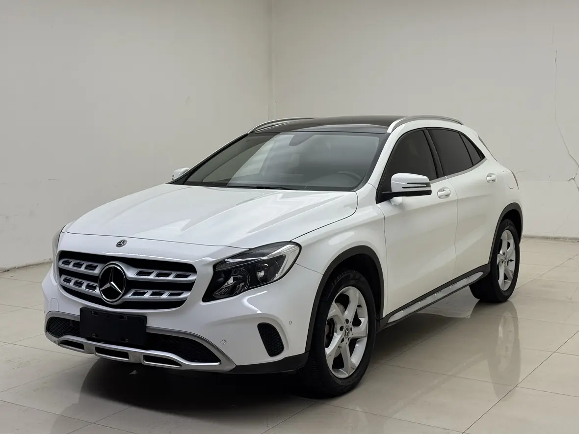 Mercedes-Benz GLA  из Китая