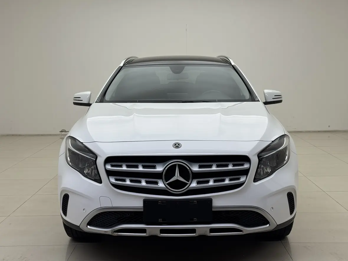 Mercedes-Benz GLA  из Китая