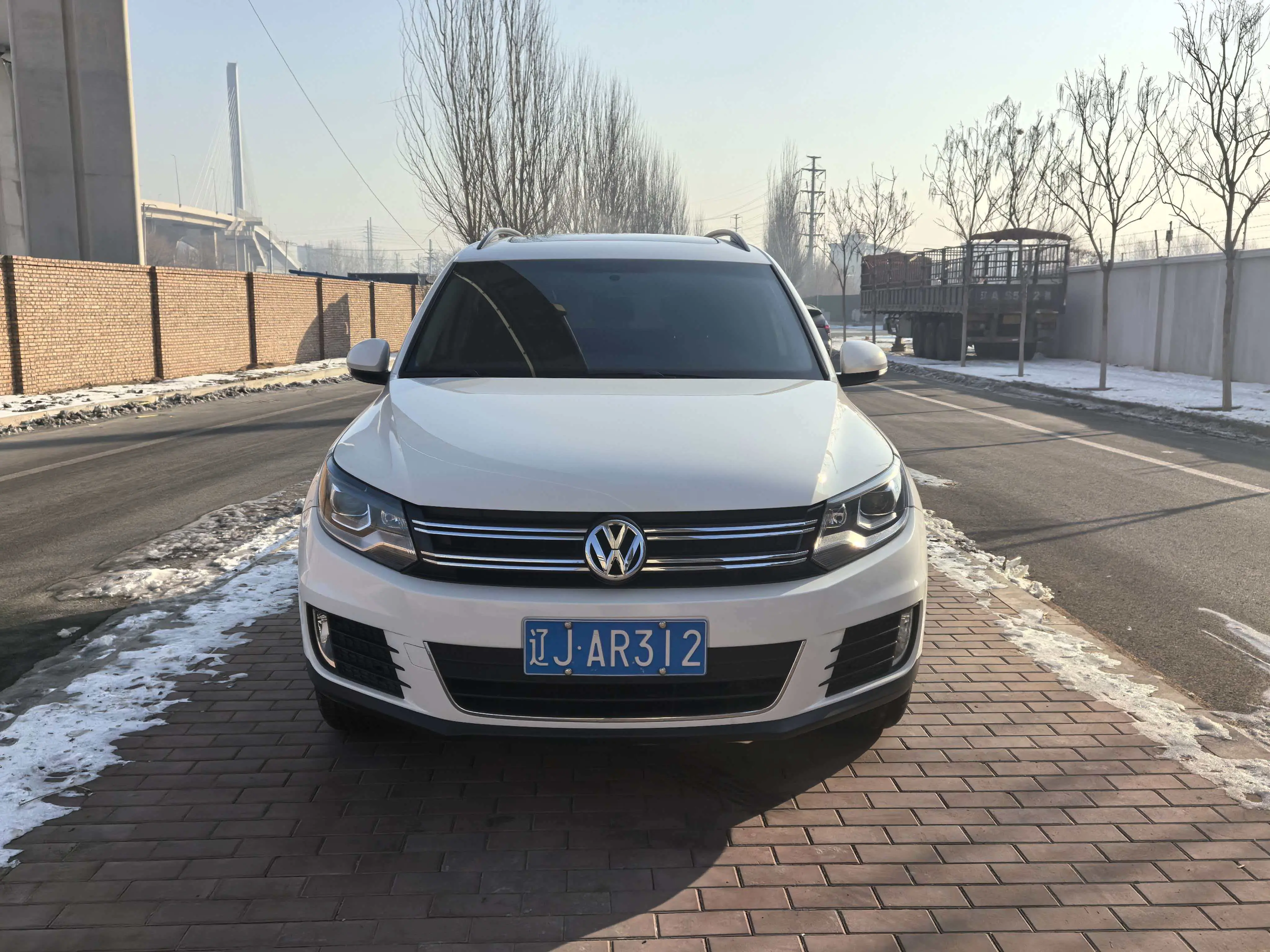 Volkswagen Tiguan  из Китая