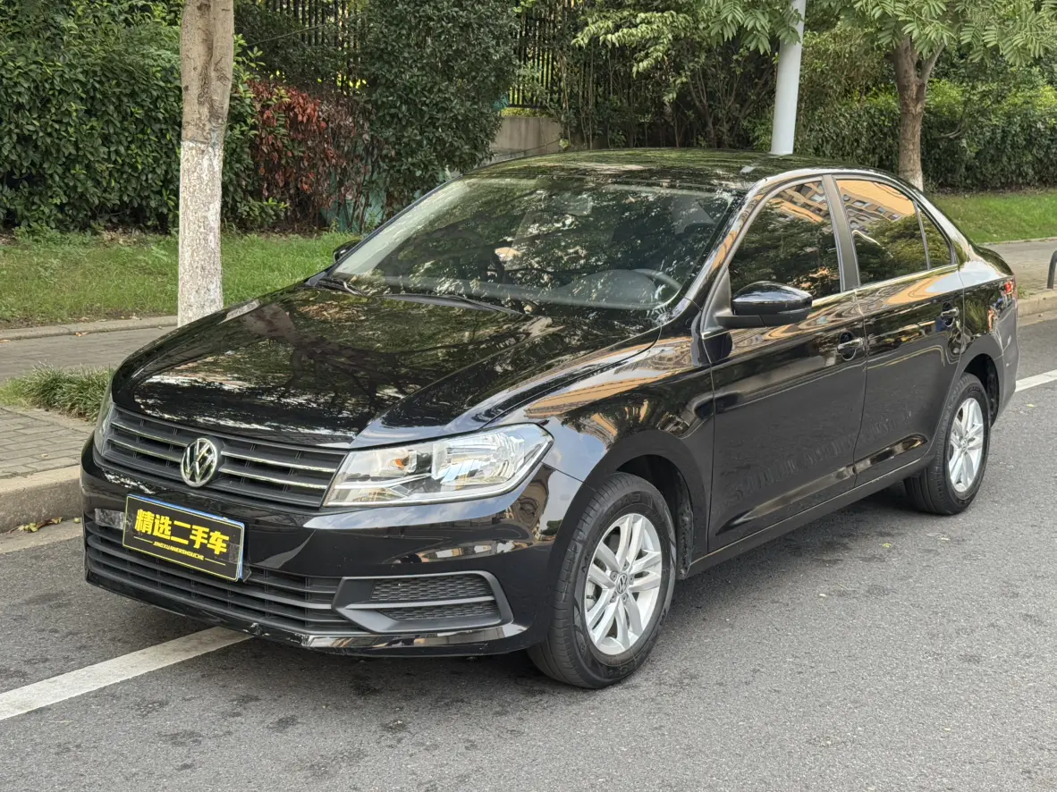 Volkswagen Santana  из Китая