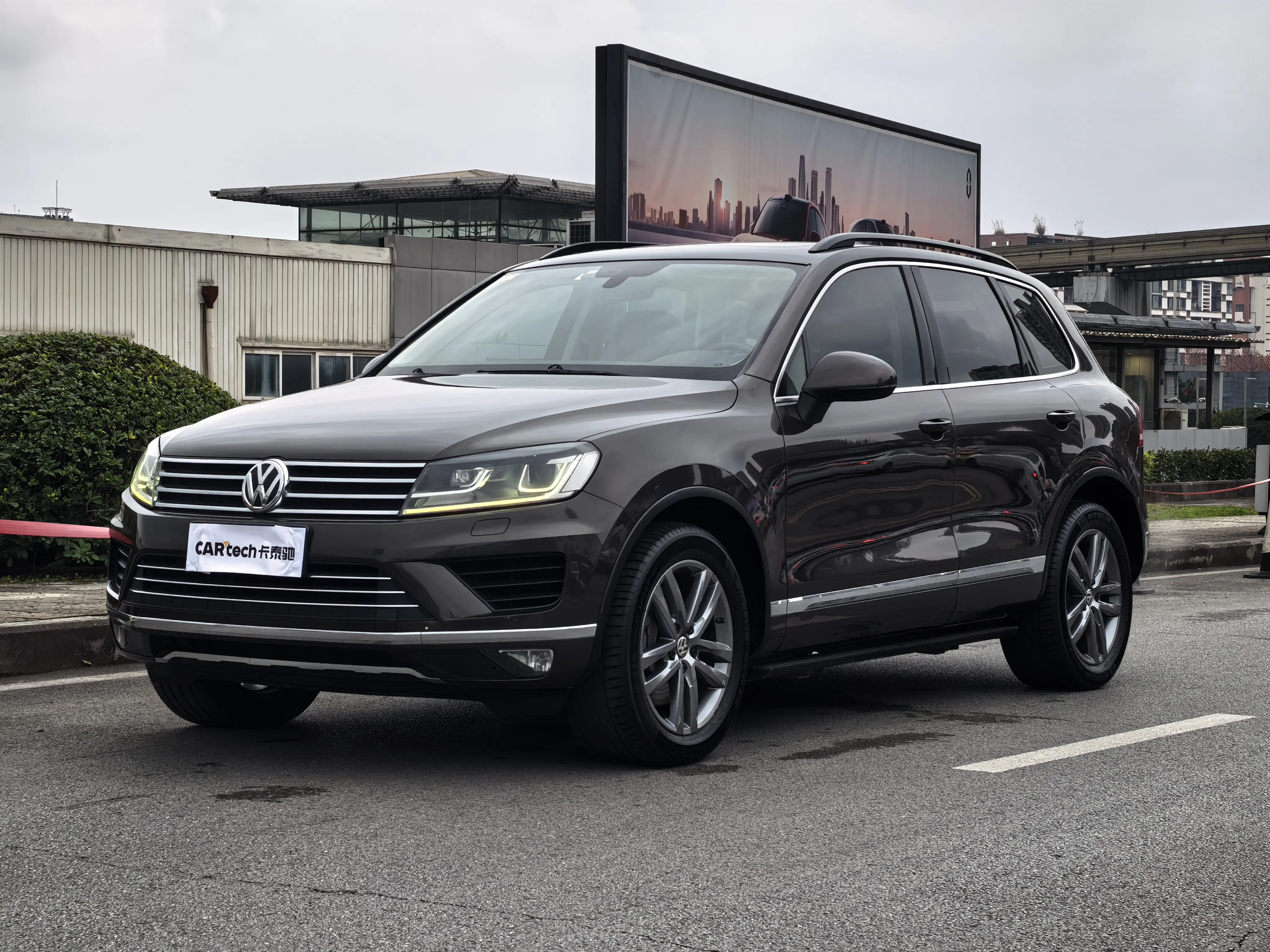 Volkswagen Touareg  из Китая