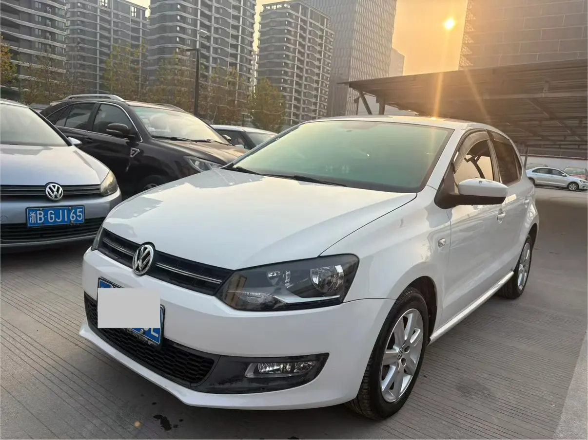 Volkswagen Polo  из Китая
