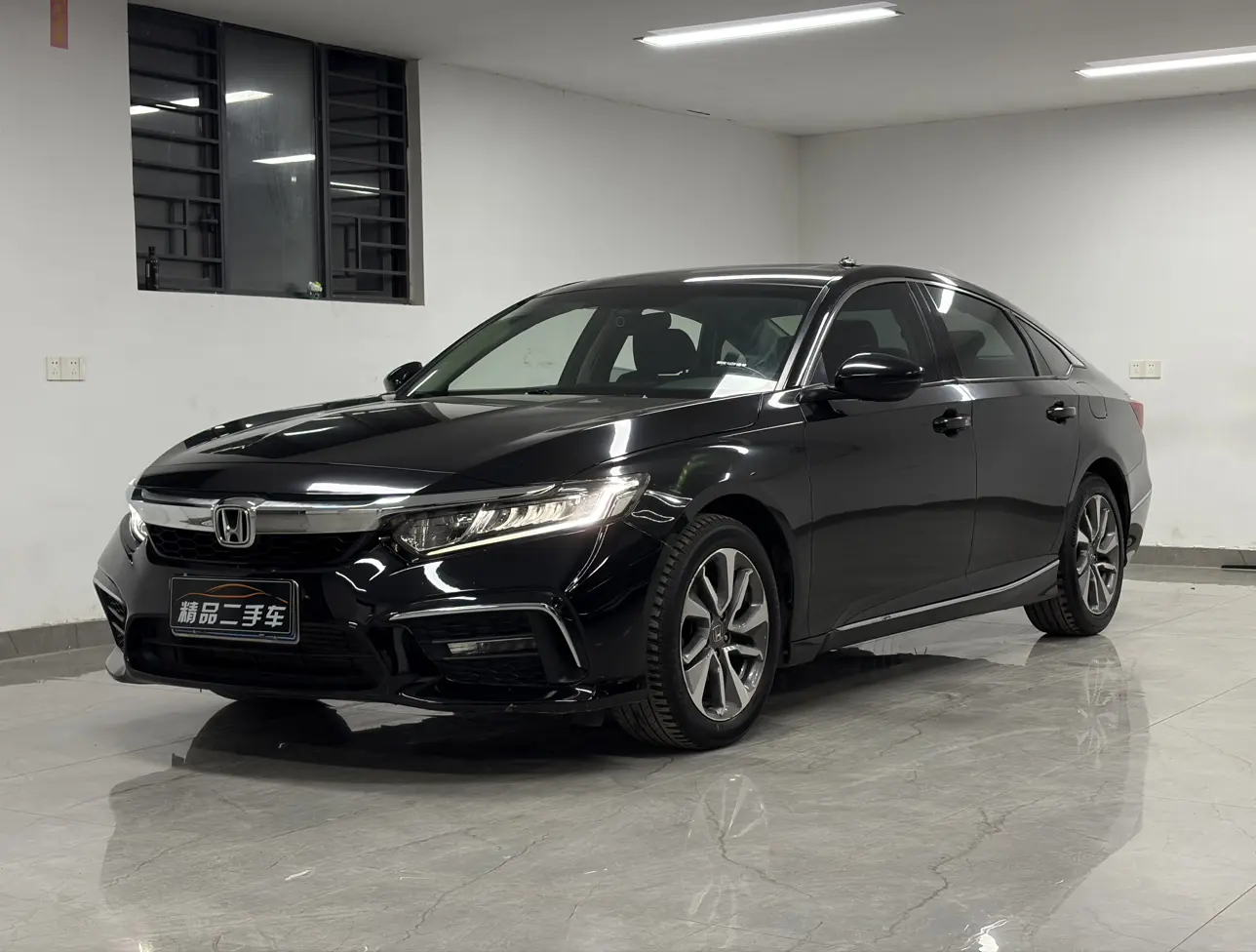 Honda Inspire (Yingshipai)  из Китая